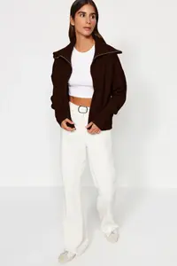 TRENDYOLMİLLA Dark Brown Wide Pattern Turndown collar Zippered Knitwear Cardigan - Image 3