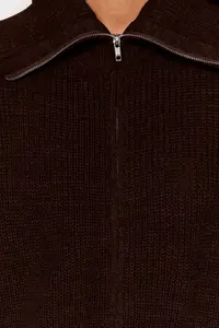 TRENDYOLMİLLA Dark Brown Wide Pattern Turndown collar Zippered Knitwear Cardigan - Image 5