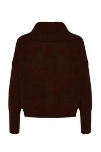 TRENDYOLMİLLA Dark Brown Wide Pattern Turndown collar Zippered Knitwear Cardigan - Image 8