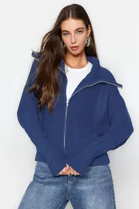 TRENDYOLMİLLA Indigo Wide Pattern Turndown collar Zippered Knitwear Cardigan