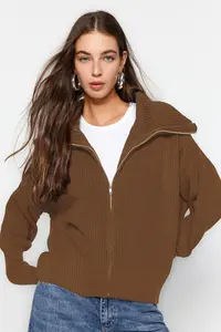 TRENDYOLMİLLA Light Brown Wide Pattern Turndown collar Zippered Knitwear Cardigan - Image 2