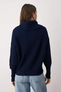 TRENDYOLMİLLA Navy Blue Wide Pattern Turndown collar Zippered Knitwear Cardigan - Image 5