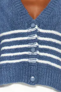 TRENDYOLMİLLA Indigo Soft textured Striped Knitwear Cardigan - Image 4
