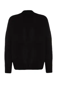 TRENDYOLMİLLA Black Wide Pattern Soft textured Pocket Detail Knitwear Cardigan - Image 8