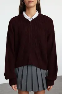 TRENDYOLMİLLA Brown Wide Pattern Bomber Jacket Jacket Collar Zippered Knitwear Cardigan - Image 3
