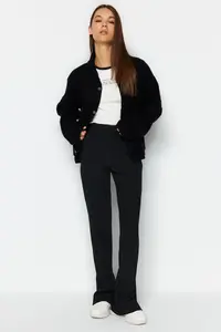 TRENDYOLMİLLA Black Wide Pattern Polo Shirt Collar Buklet Knitwear Cardigan - Image 3