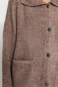TRENDYOLMİLLA Mink Wide Pattern Polo Shirt Collar Buklet Knitwear Cardigan - Image 4