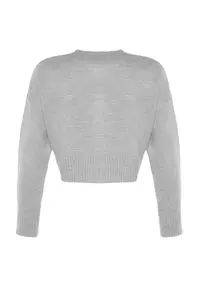 TRENDYOLMİLLA Gray Crop Soft textured buttoned Knitwear Cardigan - Image 8