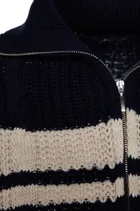 TRENDYOLMİLLA Navy Blue Crop Color Bloklu Dog collar Knitwear Cardigan - Image 12