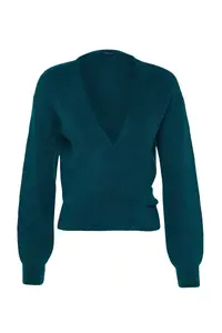 TRENDYOLMİLLA Oil Soft textured Double breasted Collar Knitwear Cardigan - Image 6
