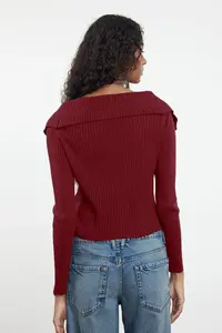 TRENDYOLMİLLA Burgundy Crop Turndown collar Knitwear Cardigan - Image 3