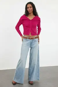 TRENDYOLMİLLA Fuchsia Crop Turndown collar Knitwear Cardigan