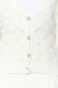 TRENDYOLMİLLA Ecru Cellular/Delikli V-neck Knitwear Cardigan - Image 4