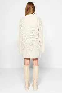 TRENDYOLMİLLA Stone Wide Pattern Midi Cellular/Perforated Knitwear Cardigan - Image 5