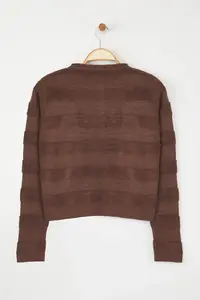 TRENDYOLMİLLA Brown Crew Neck Knitwear Cardigan - Image 6