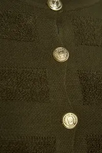 TRENDYOLMİLLA Khaki Crew Neck Jacket Look Knitwear Cardigan - Image 7