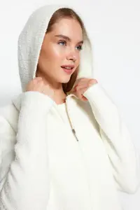 TRENDYOLMİLLA Ecru Crop Hooded textured Zippered Knitwear Cardigan - Image 2