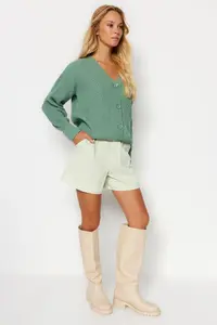 TRENDYOLMİLLA MINT Basic V-neck Knitwear Cardigan - Image 2
