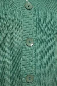 TRENDYOLMİLLA MINT Basic V-neck Knitwear Cardigan - Image 6