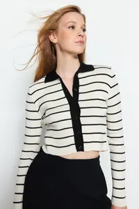 TRENDYOLMİLLA Black Crop Polo Shirt Collar Knitwear Bodysuit Cardigan - Image 3