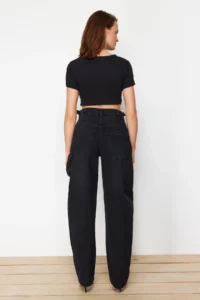TRENDYOLMİLLA Black More Sustainable Bol Kesim High Waist Loose Baggy jeans - Image 6