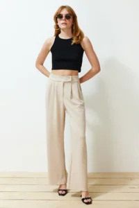 TRENDYOLMİLLA Stone Hook and Loop Closure Crepe High Waist pleated Wide Leg/Wide Cut Knitting Pants - Image 3