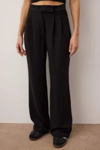 TRENDYOLMİLLA Black Hook and Loop Closure High Waist pleated Wide Leg/Wide Cut Knitting Pants - Image 3