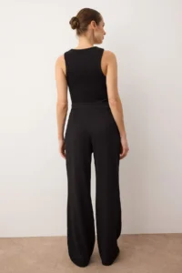 TRENDYOLMİLLA Black Hook and Loop Closure High Waist pleated Wide Leg/Wide Cut Knitting Pants - Image 4