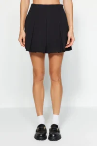 TRENDYOLMiLLA Black pleated Weaving Shorts Skirt - Image 6