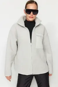 TRENDYOLMİLLA Winter Essentials Gray Fleece Zippered Dog collar Long Sleeve Pocket Detail Knitting Sweatshirt - Image 3