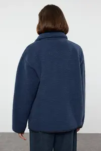 TRENDYOLMİLLA Winter Essentials Indigo Thick Fleece Zippered Dog collar with pocket Knitting Sweatshirt - Image 5