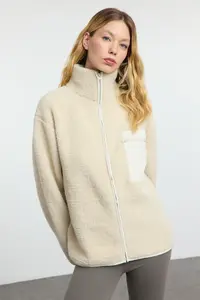 TRENDYOLMİLLA Winter Essentials Stone Thick Fleece Zippered Dog collar with pocket Knitting Sweatshirt - Image 2