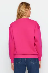 TRENDYOLMİLLA Fuchsia Thick Regular/Normal Pattern Crew Neck Basic Knitting Sweatshirt with Fleece Inside - Image 6