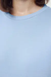 TRENDYOLMİLLA Light Blue Thick Regular/Normal Pattern Crew Neck Basic Knitting Sweatshirt with Fleece Inside - Image 4
