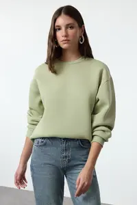 TRENDYOLMİLLA MINT Thick Regular/Normal Pattern Crew Neck Basic Knitting Sweatshirt with Fleece Inside - Image 2