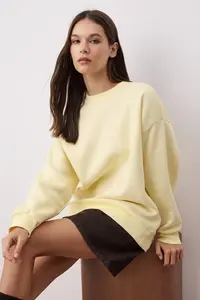 TRENDYOLMİLLA Light Yellow Oversized/Comfortable Cut Basic Crew Neck Thick/Fleece-lined Knitting Sweatshirt - Image 2
