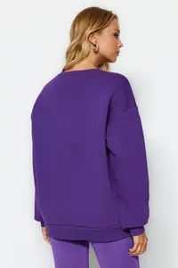 TRENDYOLMİLLA Purple Oversized/Relaxed Cut Basic Crew Neck Thick/Fleece-lined Knitting Sweatshirt - Image 5