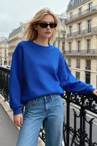 TRENDYOLMİLLA Saks Blue Oversized/Relaxed Cut Basic Crew Neck Thick/Fleece-lined Knitting Sweatshirt - Image 2