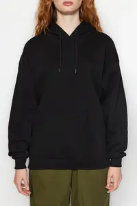 TRENDYOLMİLLA Black Thick Oversized/Wide Pattern Hooded Basic Knitting Sweatshirt with Fleece Inside - Image 4
