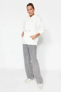 TRENDYOLMİLLA Ecru Thick Oversized/Wide Pattern Hooded Basic Knitting Sweatshirt with Fleece Inside - Image 4