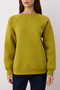 TRENDYOLMİLLA Oil Green relaxed/Rahat Pattern Basic Raglan Sleeve Crew Neck Knitting Sweatshirt - Image 3