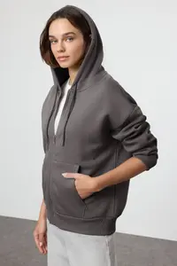 TRENDYOLMİLLA Anthracite Oversized/Relaxed Cut Basic Hooded Zippered Thick with Fleece Inside - Image 5