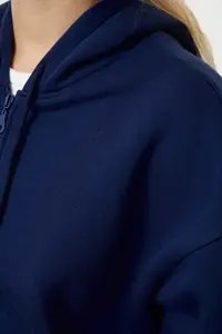 TRENDYOLMİLLA Dark Navy Oversized/Comfortable Cut Zippered Thick Fleece Lined Knitting Sweatshirt - Image 4