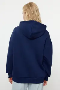 TRENDYOLMİLLA Dark Navy Oversized/Comfortable Cut Zippered Thick Fleece Lined Knitting Sweatshirt - Image 5