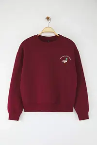 TRENDYOLMİLLA Burgundy animals Embroidered Regular/Normal Pattern Thick Fleece Inside Knitting Sweatshirt - Image 5