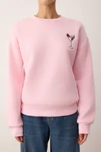 TRENDYOLMİLLA Light Pink animals Embroidered Regular/Normal Pattern Thick Fleece Inside Knitting Sweatshirt - Image 3
