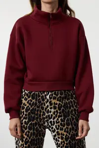 TRENDYOLMİLLA Burgundy Comfortable Cut Crop Zippered Dog collar Thick Fleece Inside Knitting Sweatshirt - Image 4
