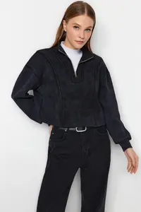TRENDYOLMİLLA Anthracite Antique/Faded Effect Comfortable Cut Crop Thick Fleece Lined Knitting Sweatshirt