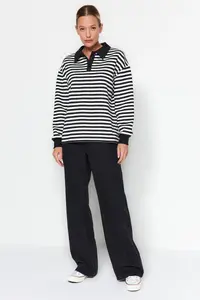 TRENDYOLMİLLA Black Striped Polo Shirt Collar Thick Oversized Knitting Sweatshirt with Fleece Inside - Image 4
