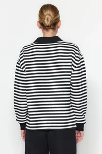 TRENDYOLMİLLA Black Striped Polo Shirt Collar Thick Oversized Knitting Sweatshirt with Fleece Inside - Image 5